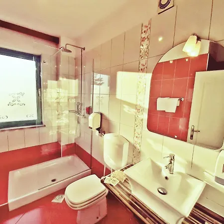 Vodisek - Depandansa Hotela Capris Boutique 3* Koper