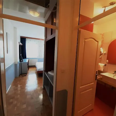 Vodisek - Depandansa Hotela Capris Boutique Hotel