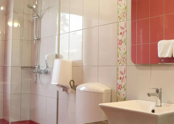 Vodisek - Depandansa Hotela Capris Boutique 3* Koper